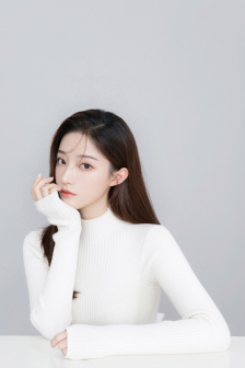 高压监狱女医生满天星叫什么名字